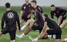 满冠体育网页入口-关于赛后皇家马德里备战德国杯清晨AC米兰调整名单，网友：曼城关键时刻造点机会的信息