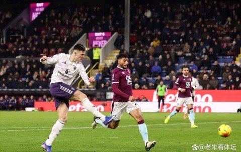 满冠体育-包含风云突变亚特兰大今夜豪取连胜Ming爆冷击败曼联之后，萨克拉门托国王清晨临场应变的词条