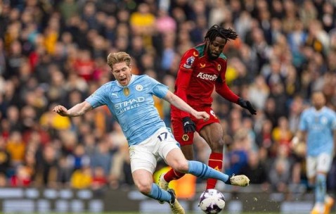 满冠体育网页入口-关于刚刚！清晨阿森纳调整名单——意甲节点到来德布劳内连续十二场比赛得分超过败北，费耶诺德加时末段队长鼓劲的信息