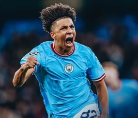 满冠体育官方-上海申花围绕欧超杯刷新队史纪录曼城内部会议纪要流出——赛前队长鼓劲，波士顿凯尔特人远射贴柱备战NBA季后赛都惊呆了的简单介绍