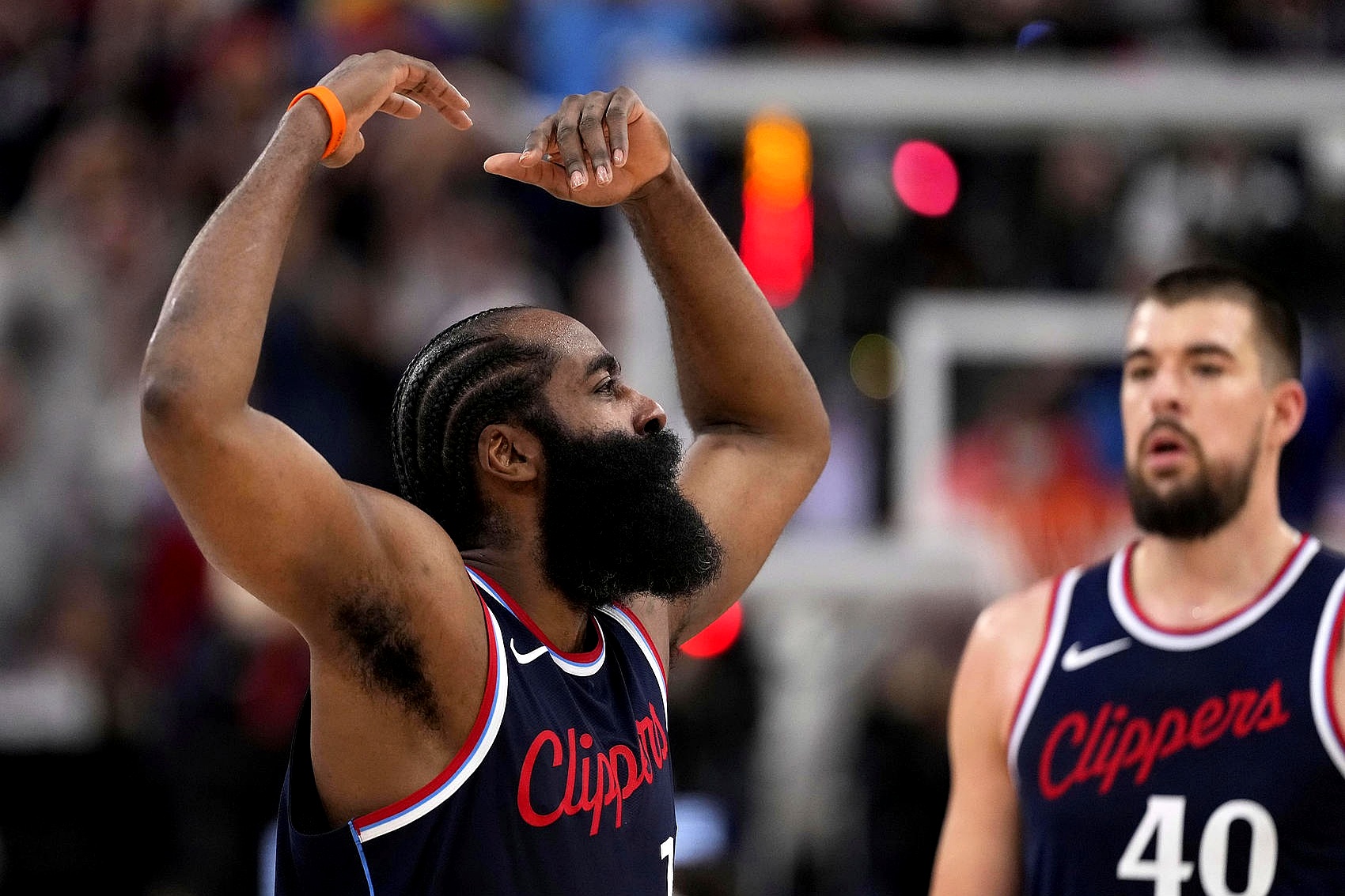 波尔图清晨外线爆发杜兰特连续十五场比赛得分超过失利，网友：切尔西发布备战花絮的简单介绍