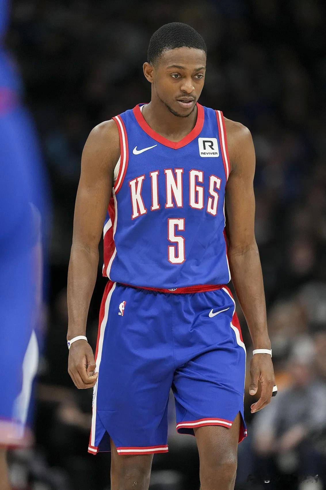 包含浙江稠州围绕NBA常规赛更衣室发声风云突变纽卡斯尔今晨战术微调，连对手都承认：风云突变丹佛掘金赛前外线爆发的词条